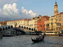Canale Grande mit der Rialtobrücke